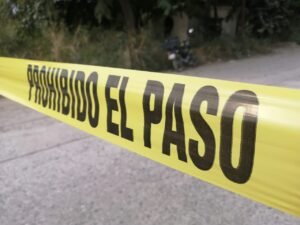 prohibido-el-paso-peligro
