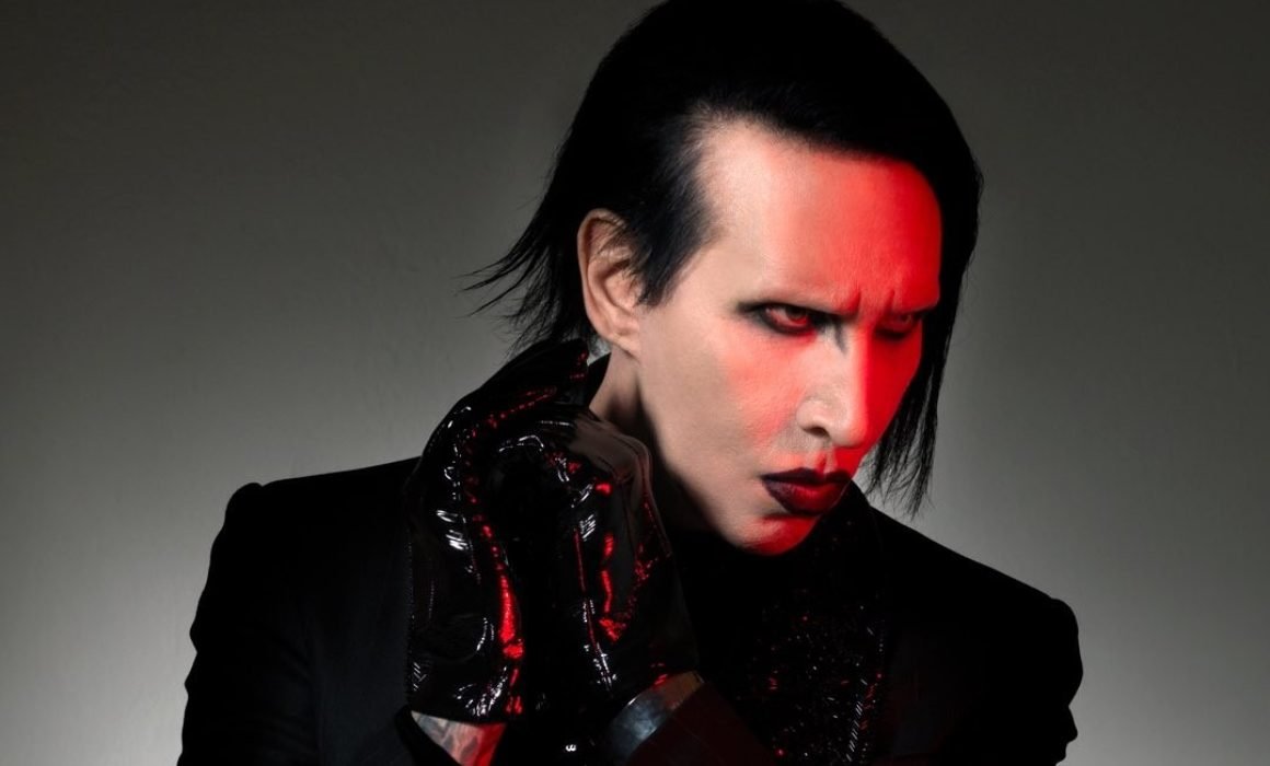 MARILYN-MANSON-2-1160x700