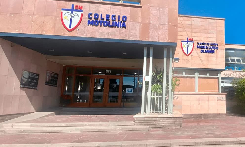 Fachada del Colegio Motolinía